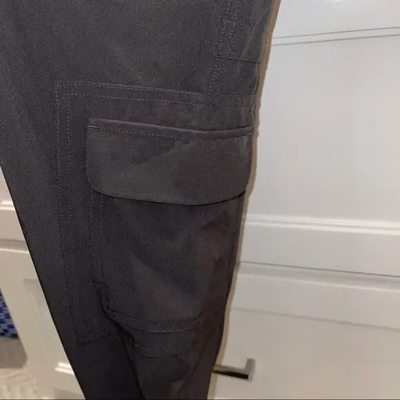 Athleta Chelsea Cargo Black Olive Green Size 2 - Picture 4 of 7